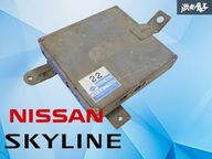 Nissan Skyline R32 HCR32 ECU 23710-04U02 - Gesamtansicht des originalen Nissan Motorsteuergeräts