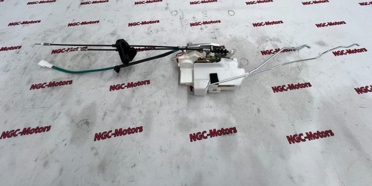 Mazda OEM F110-59-310C Türschloss-Stellmotor links RX-7 FD3S - Produktansicht