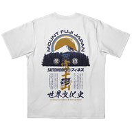 SAITOWORKS Mt. Fuji Tee in Weiß - Rückseite mit Mt.-Fuji-Motiv