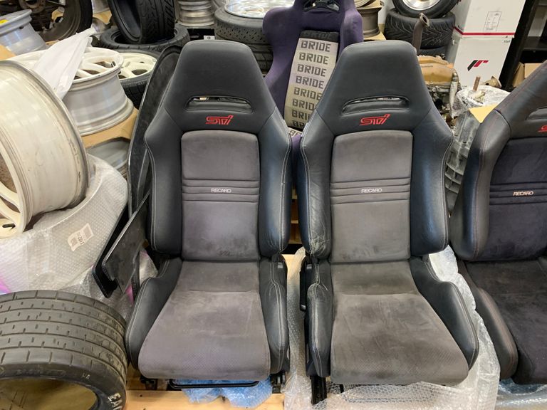 RECARO Original-Vordersitze Subaru WRX STI GRB GRV GRF - Paar gebraucht - Gesamtansicht
