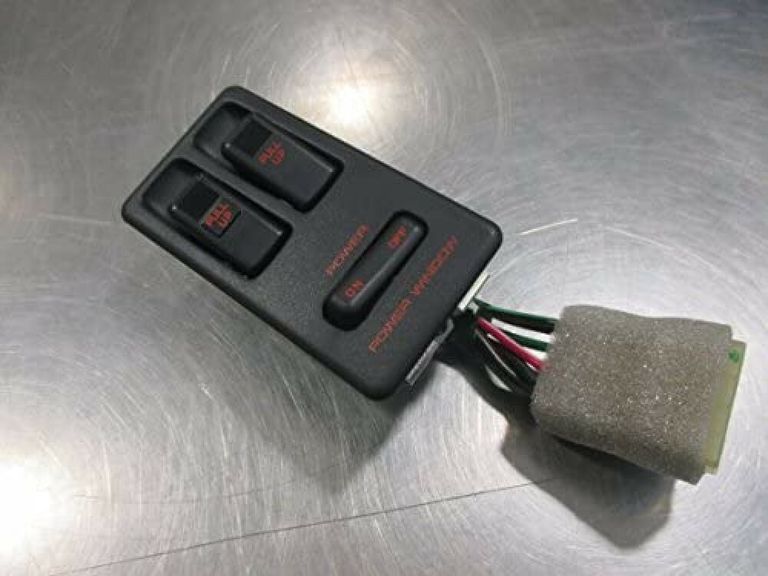 Mazda FB05-66-350A Fensterheberschalter RX-7 FC3S OEM - Produktansicht